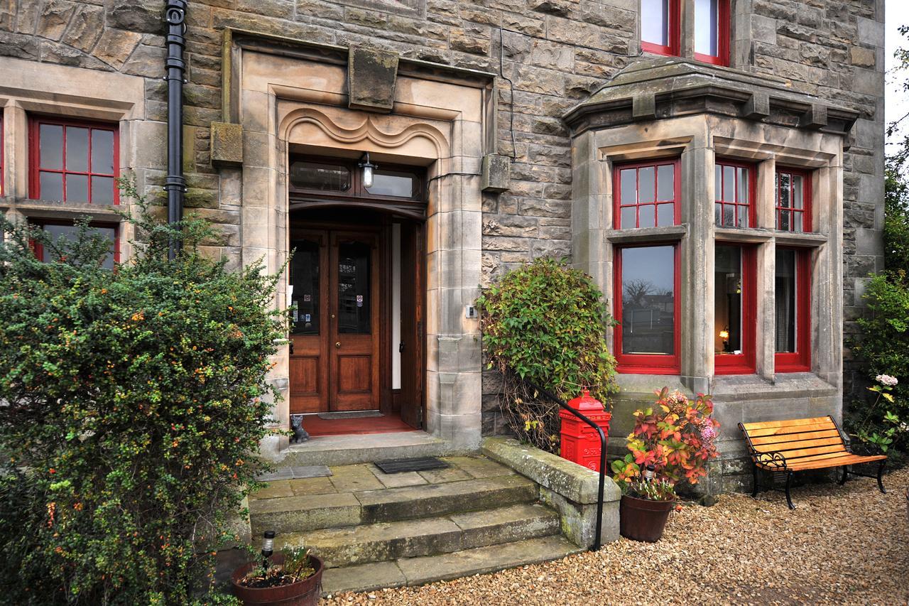 St Michaels Guest House Elgin Exterior photo